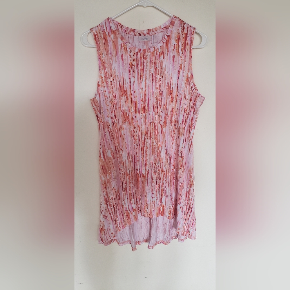 Logo layers tank top M